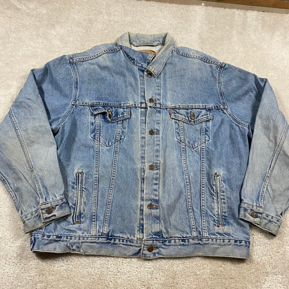 VTG 90s Levis Denim Trucker Jacket Mens XL Light Wash Blue 70507-0389 Faded